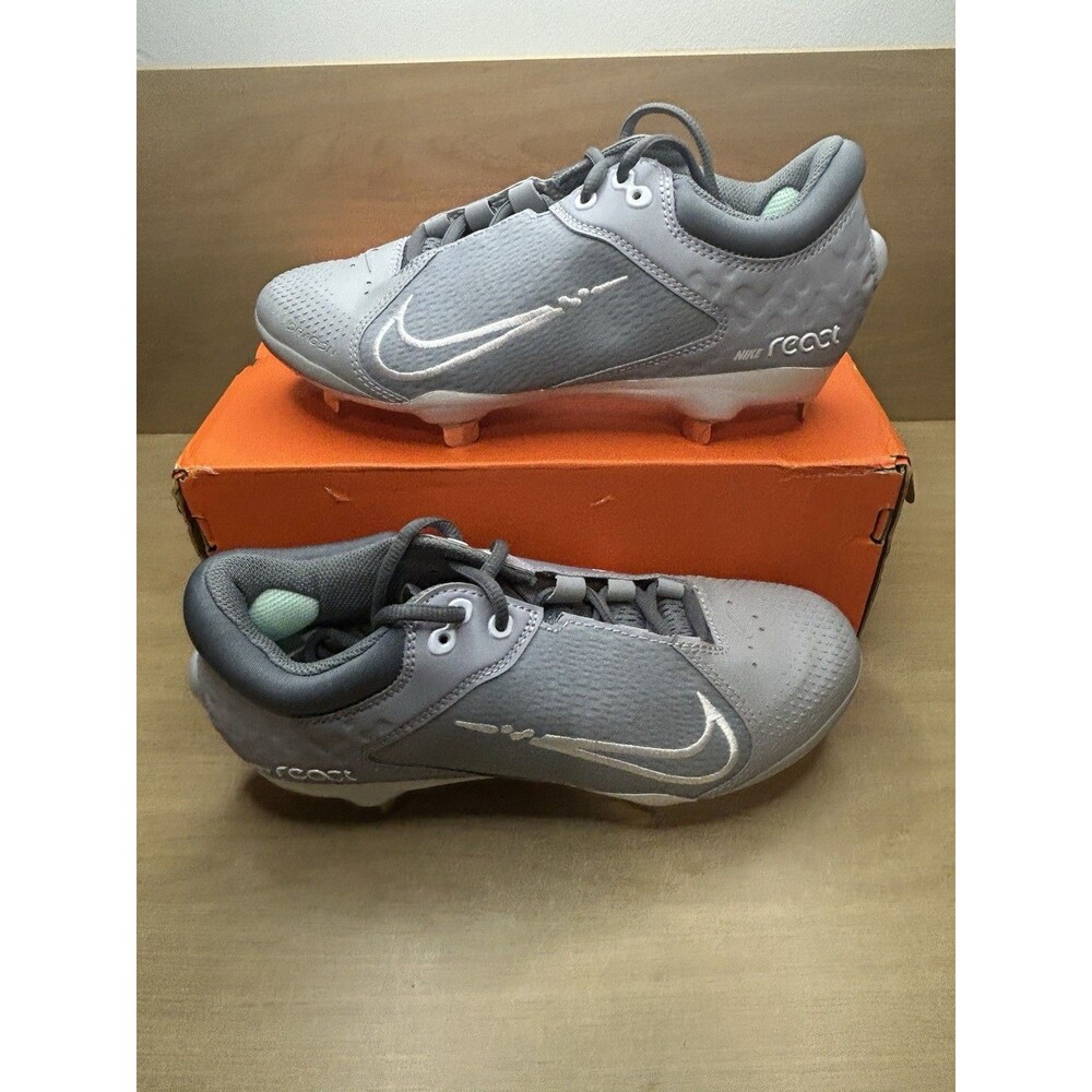 Nike Women’s 7.5 Hyperdiamond 4 React Drag On Toe Metal Softball Cleats Gray
